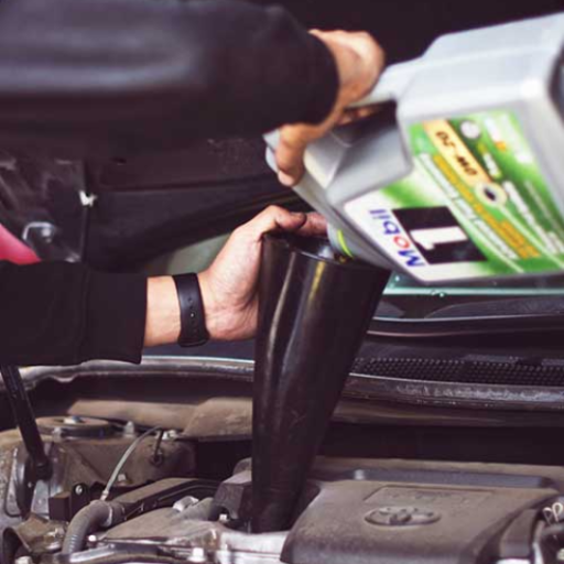 oil changing service image